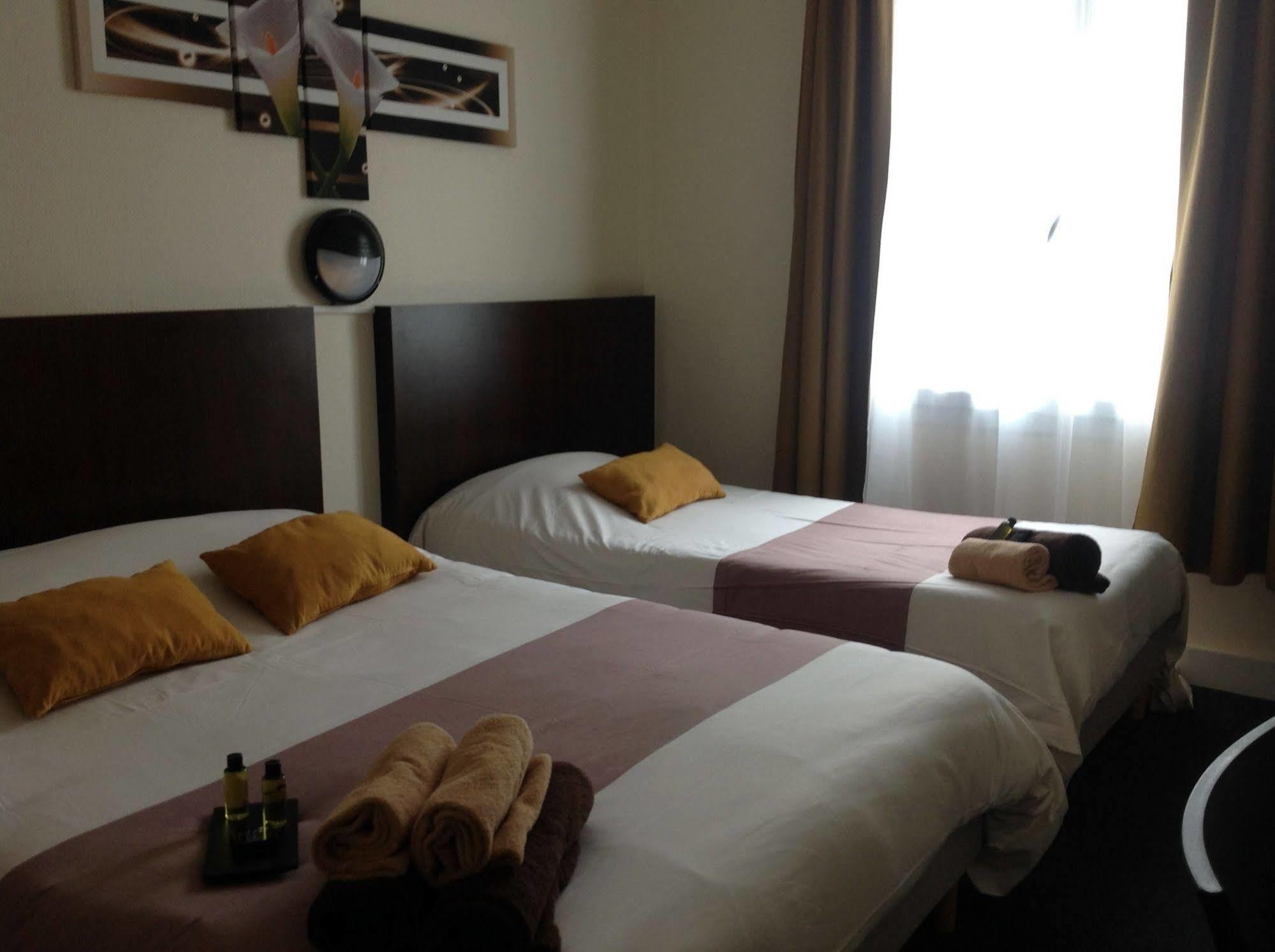 Hotel De La Paix 캉 외부 사진