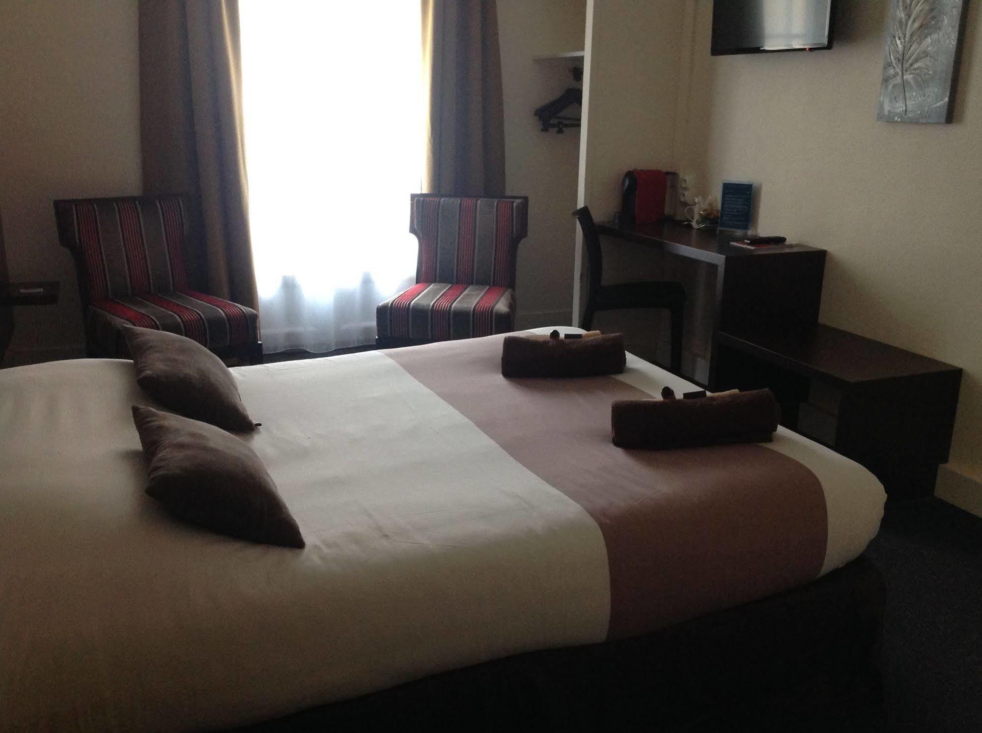 Hotel De La Paix 캉 외부 사진