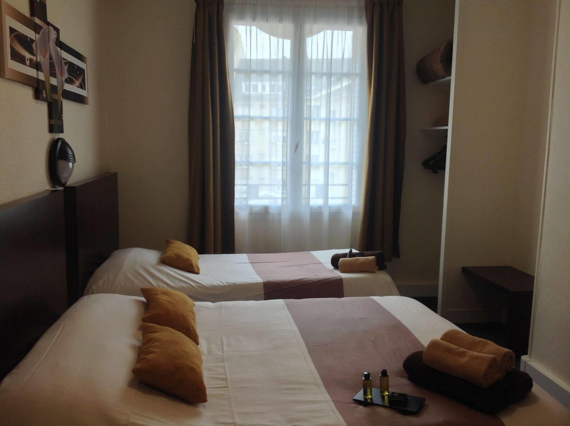 Hotel De La Paix 캉 외부 사진