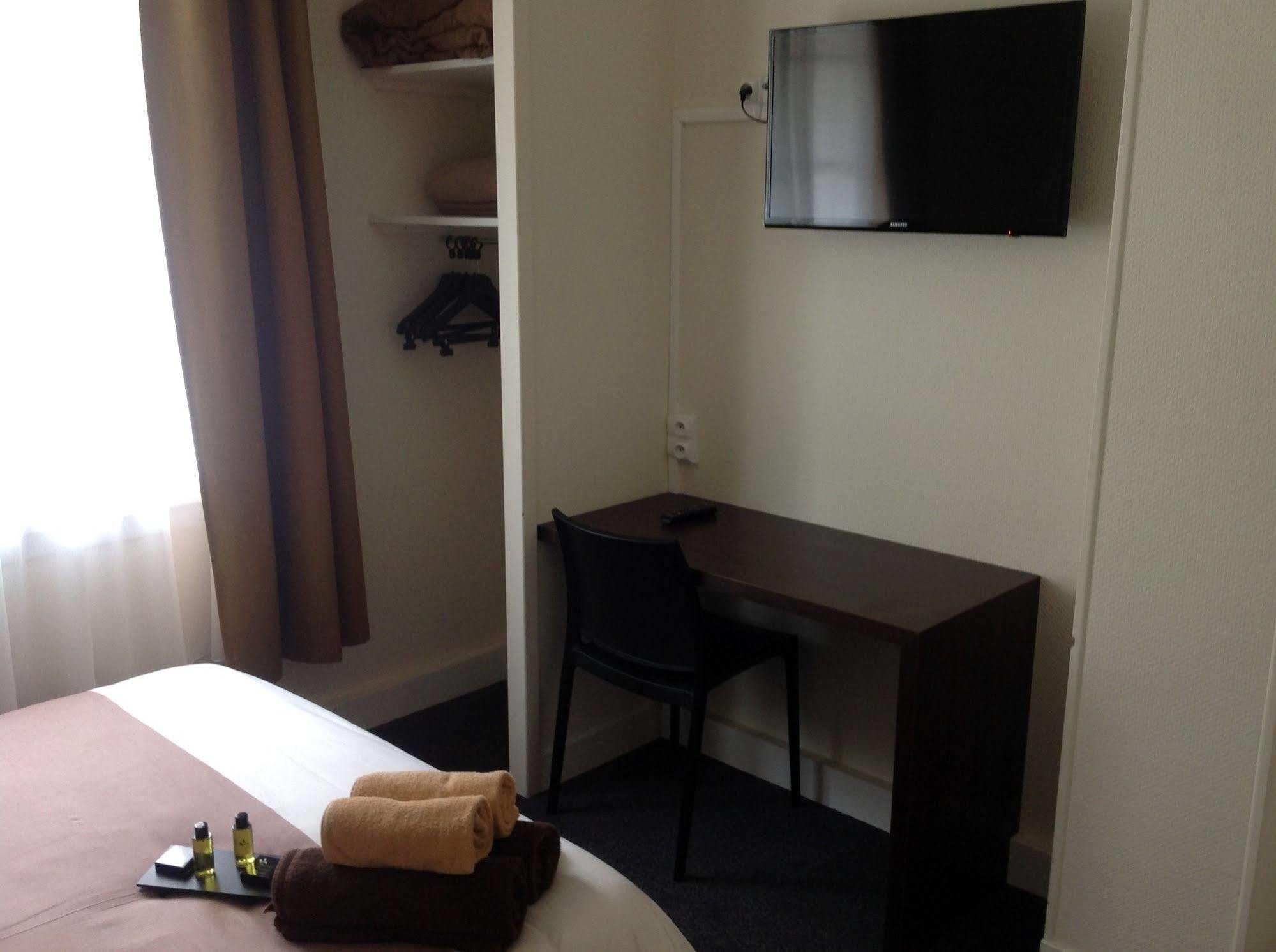 Hotel De La Paix 캉 외부 사진